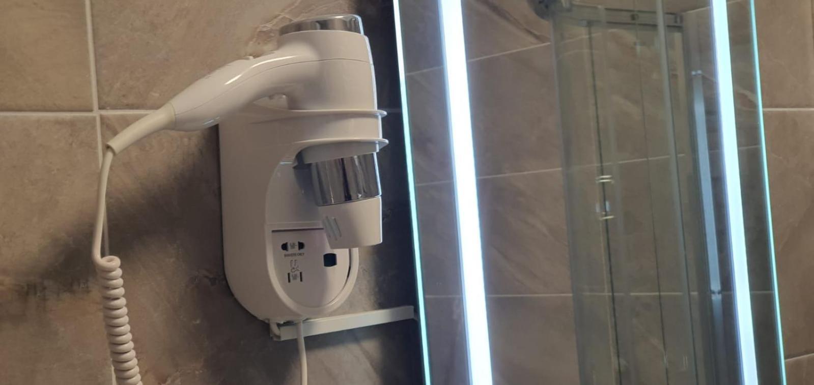Alezzi Luxury Apartment Spa Resort Piscina Incalzita Sauna Parking Navodari Ngoại thất bức ảnh