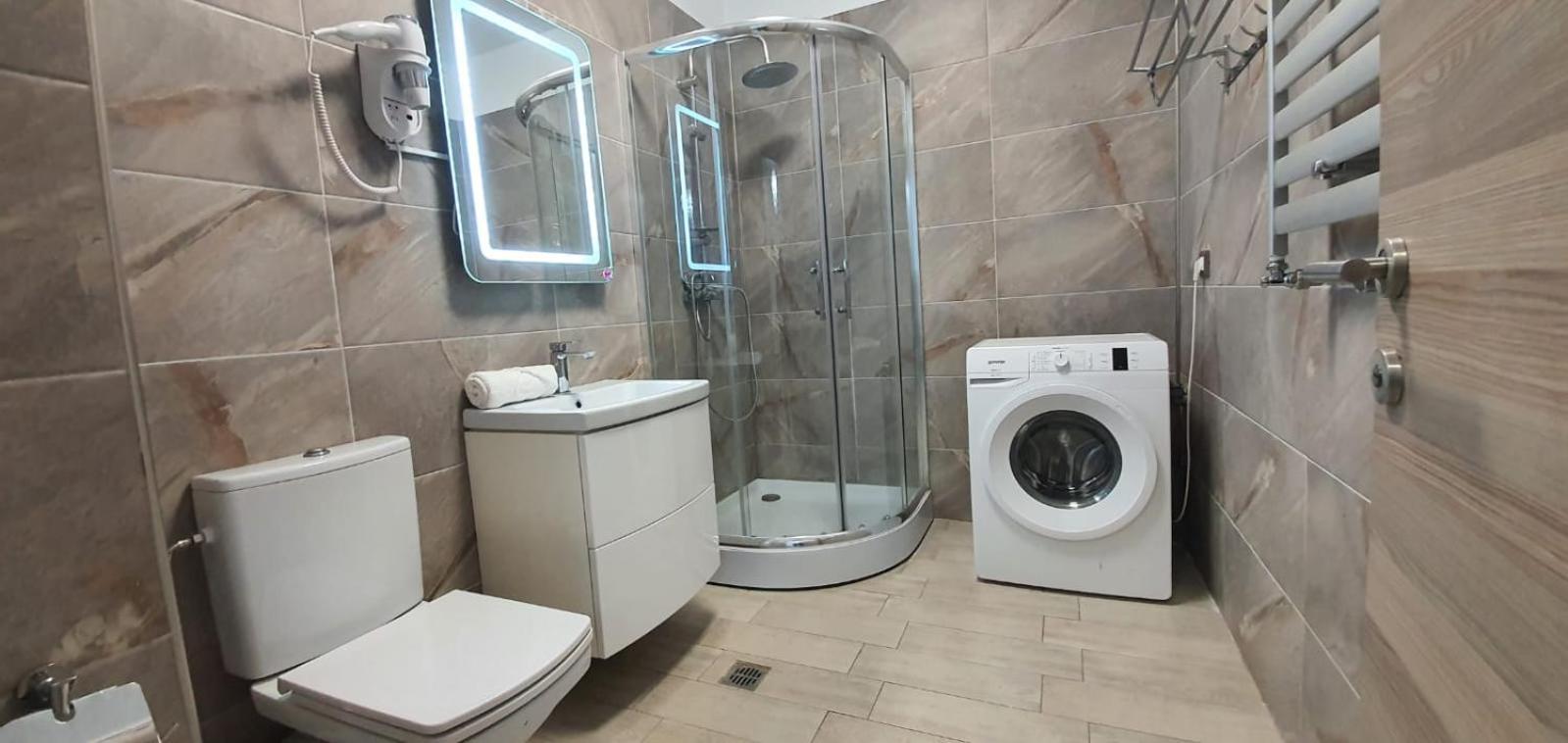Alezzi Luxury Apartment Spa Resort Piscina Incalzita Sauna Parking Navodari Ngoại thất bức ảnh