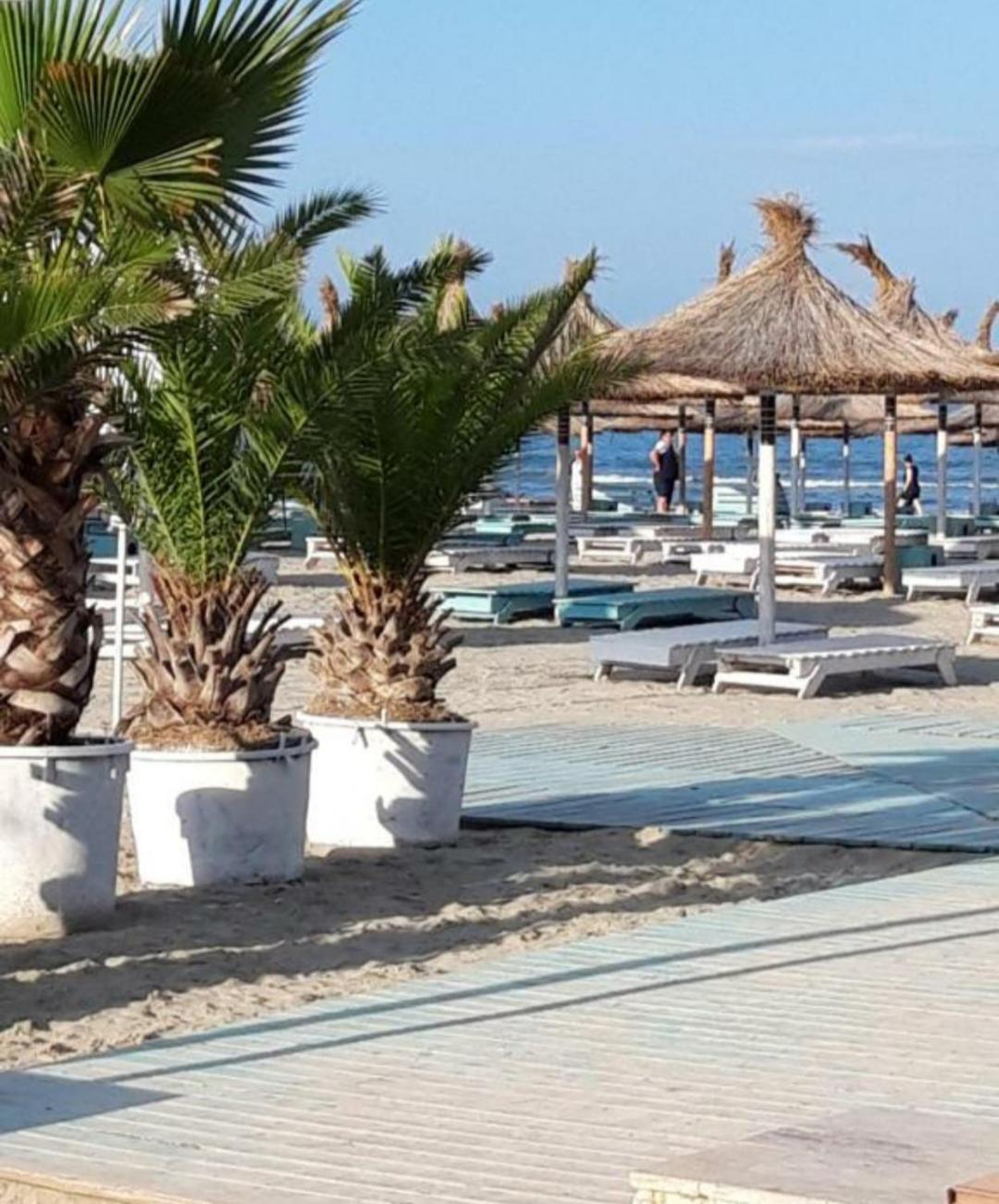 Alezzi Luxury Apartment Spa Resort Piscina Incalzita Sauna Parking Navodari Ngoại thất bức ảnh