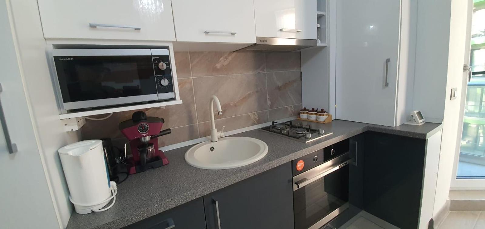 Alezzi Luxury Apartment Spa Resort Piscina Incalzita Sauna Parking Navodari Ngoại thất bức ảnh